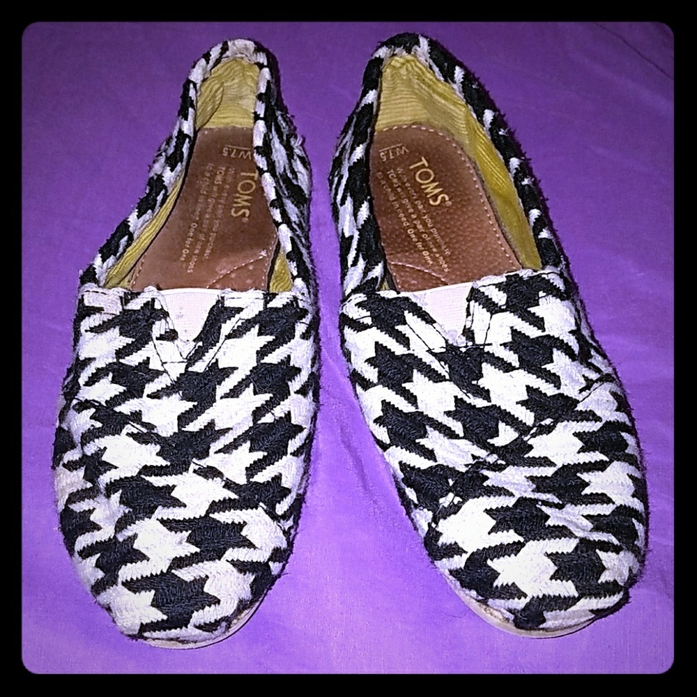 Houndstooth Toms